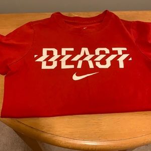 Nike tee, color Red, size M